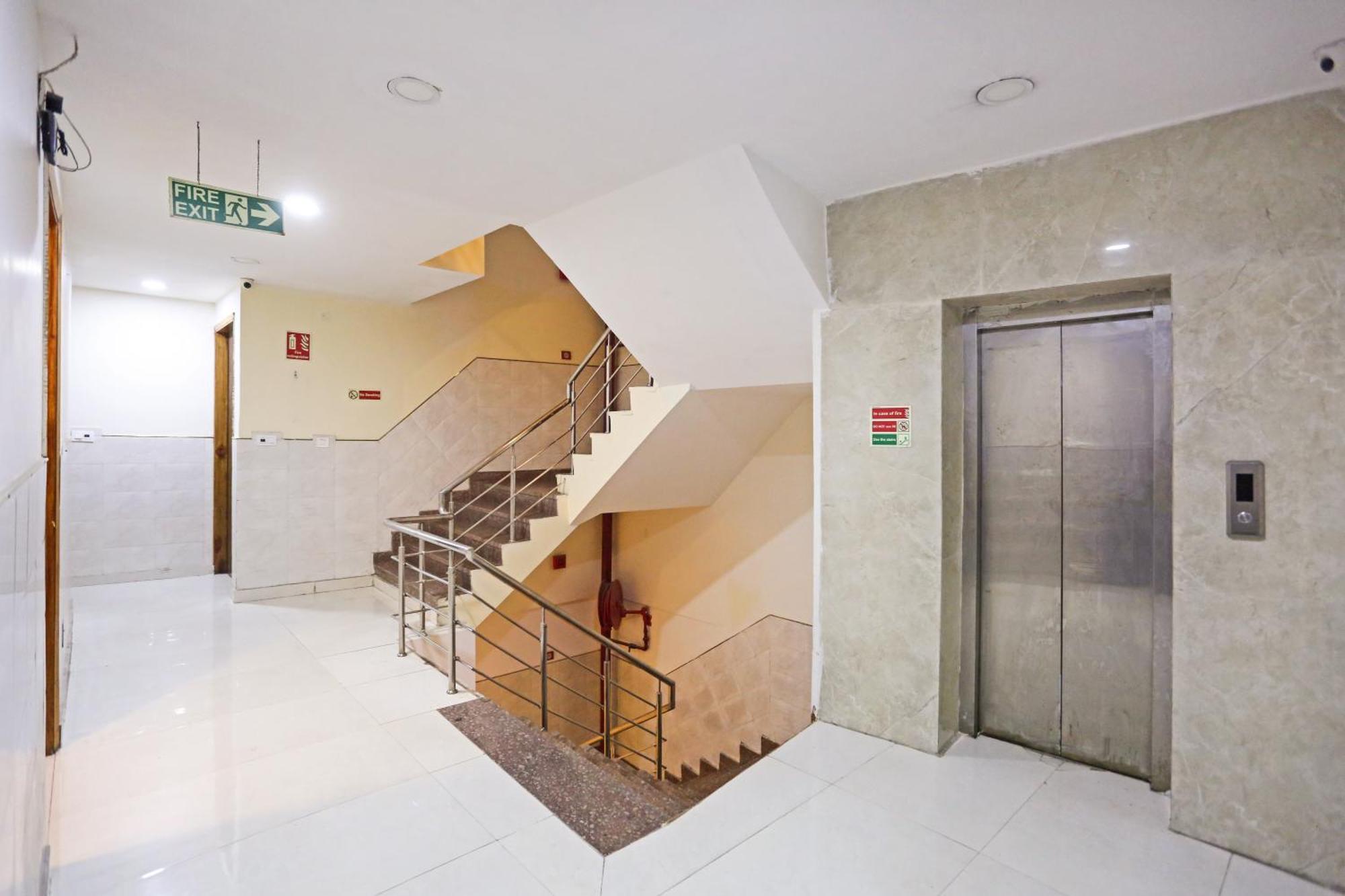 Hotel Happy Stay Delhi Airport Nuova Delhi Esterno foto